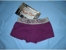  Calvin Klein,  ,  40-42