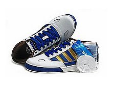 adidas_ciero_3_mid 2400.jpg