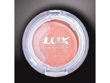   LUX visage RED.jpg