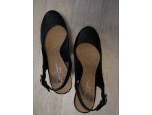 Jessica Simpson, .9,5