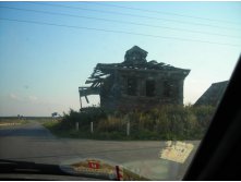 дом у дороги.JPG