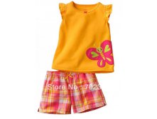 http://www.aliexpress.com/item/2013-Lovely-girl-set-suits-sleeveless-sets-6sets-lot-S005/738748390.html