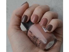 Essie Hot Coco + OPI Barefoot in Barcelona2.jpg