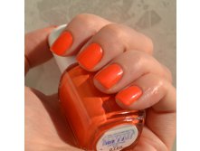 Essie Braziliant-2.jpg