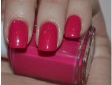 Essie 563 Bachelorette Bash 2.jpg