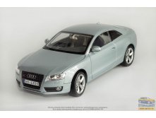 Norev Audi A5 Coupe.  1:18