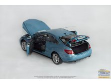 Norev Mercedes-Benz E500 Coupe.  1:18