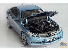 Norev Mercedes-Benz E500 Coupe.  1:18