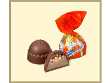 шоколадные конфеты с кофейным кремом и хрустящими шариками  270 руб. за 1 кг - в пристрое 1,5 кг (3 пачки по  0,5 кг) 