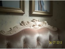 286 bed A's headboard carving.jpg