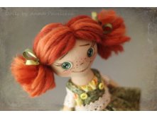 Red_head_textile_doll_face_upclose_1.jpg