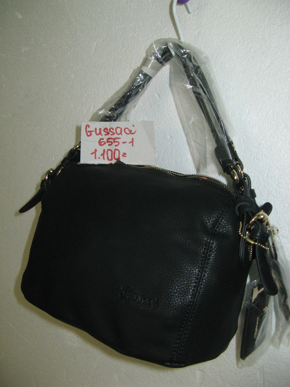 GUSSACI  655-1 Чёрный