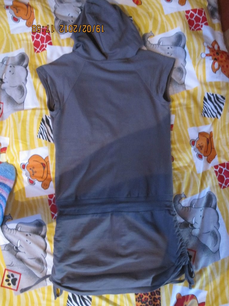 z_11e4bed9.jpg