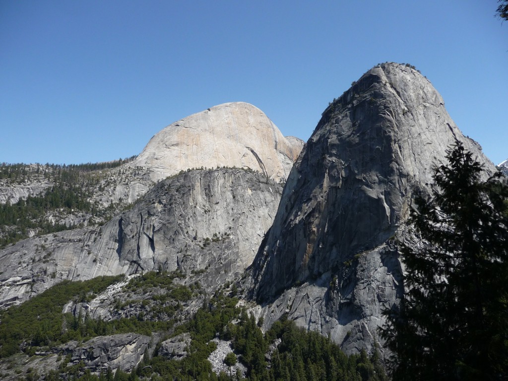 Half Dome ( ) 2693 --   Yosemite.  - 