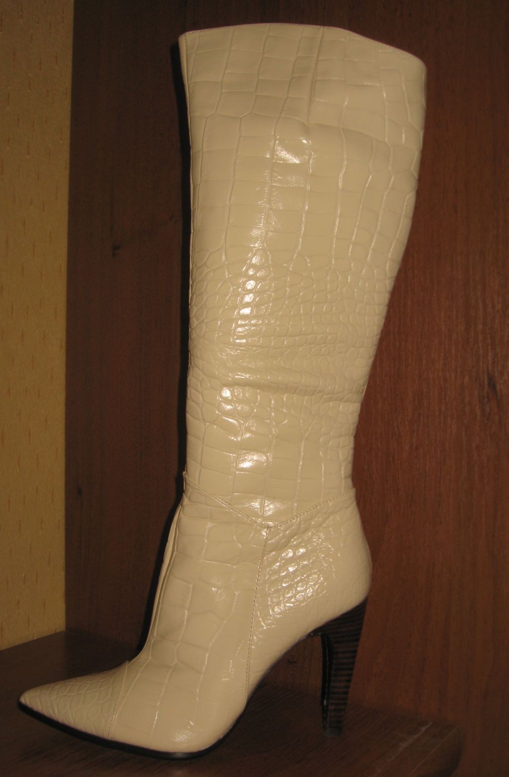 2320 руб.