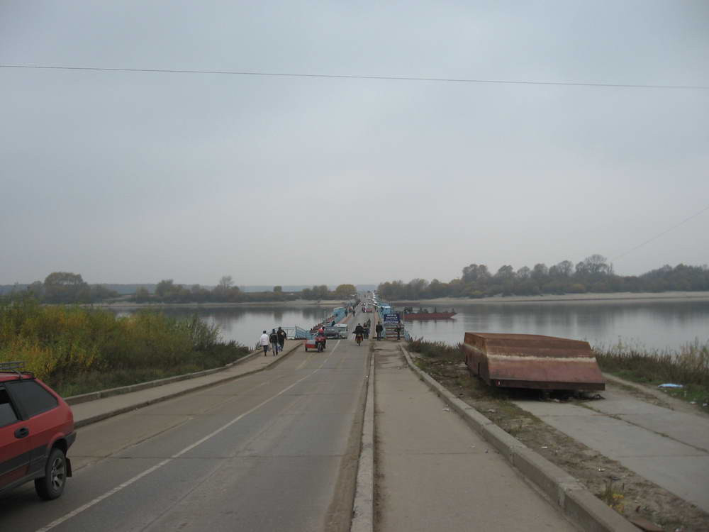 понтонный мост