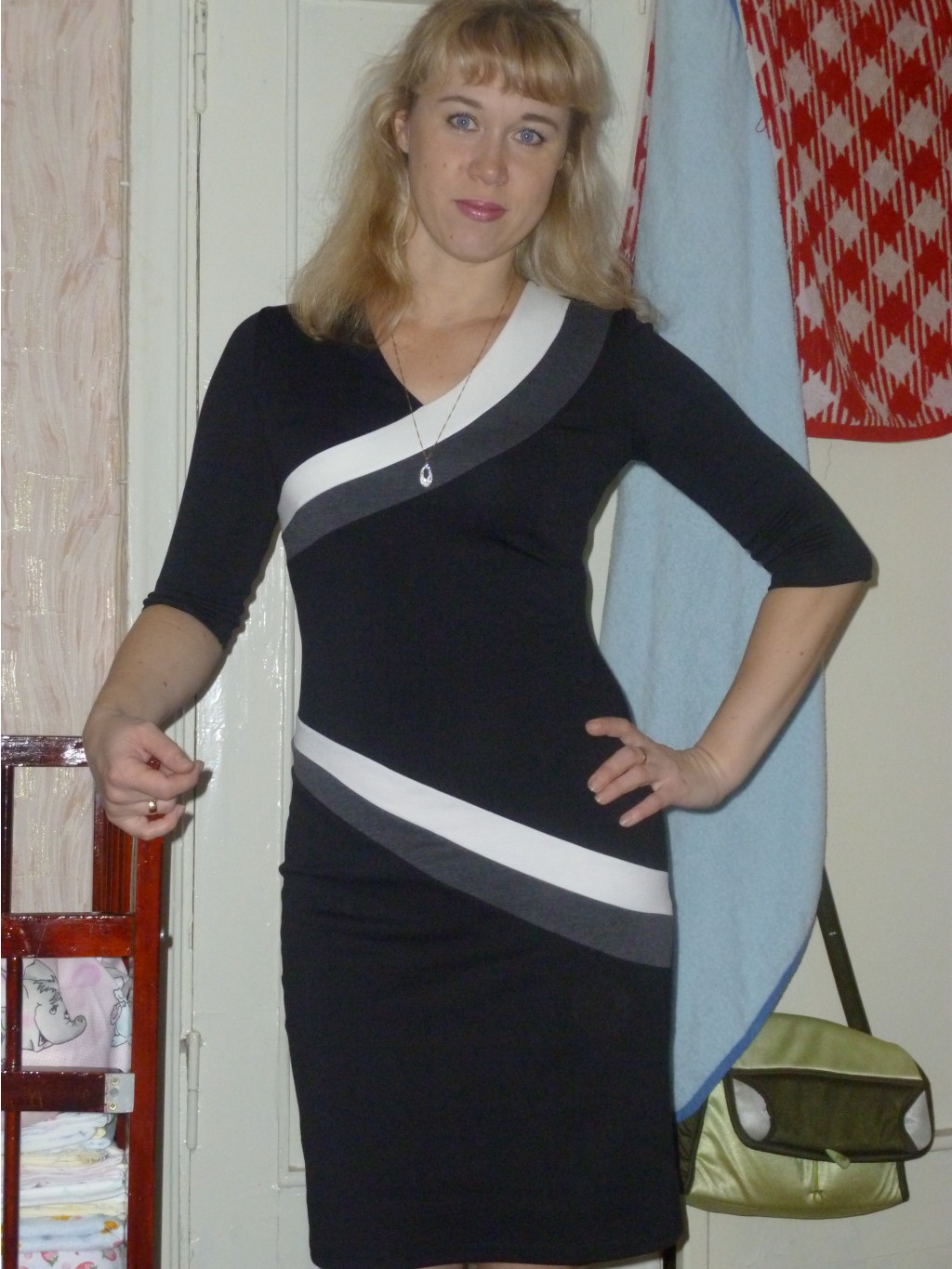 44 ,   .