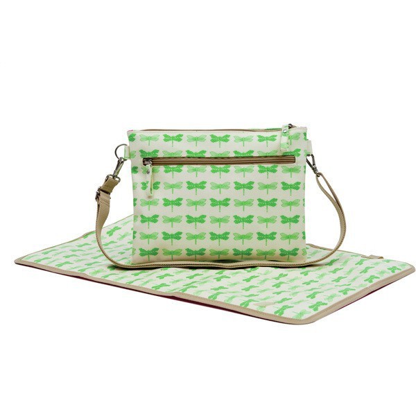 pink-lining-mum-on-the-run-designer-wickeltasche-green-dragonflies-gruen-a_1200.jpg