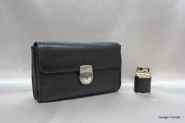 Br 0209 03 black.jpg