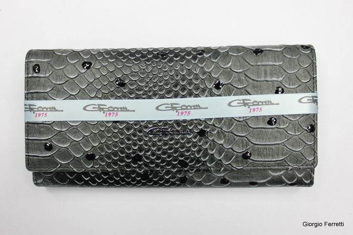 GF 2010C-99-B grey  B1 D.JPG