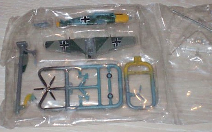 Bandai WC Bf109E kit.JPG