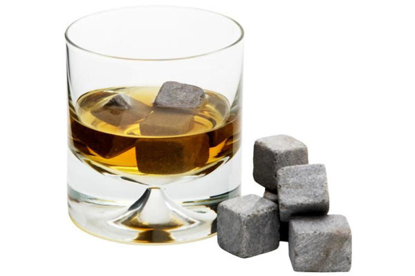 kamni-dlja-viski-whiskey-stones.jpg