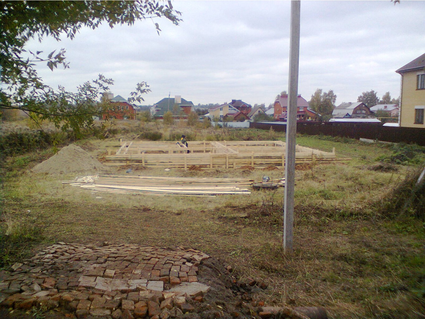 2  20 13.jpg