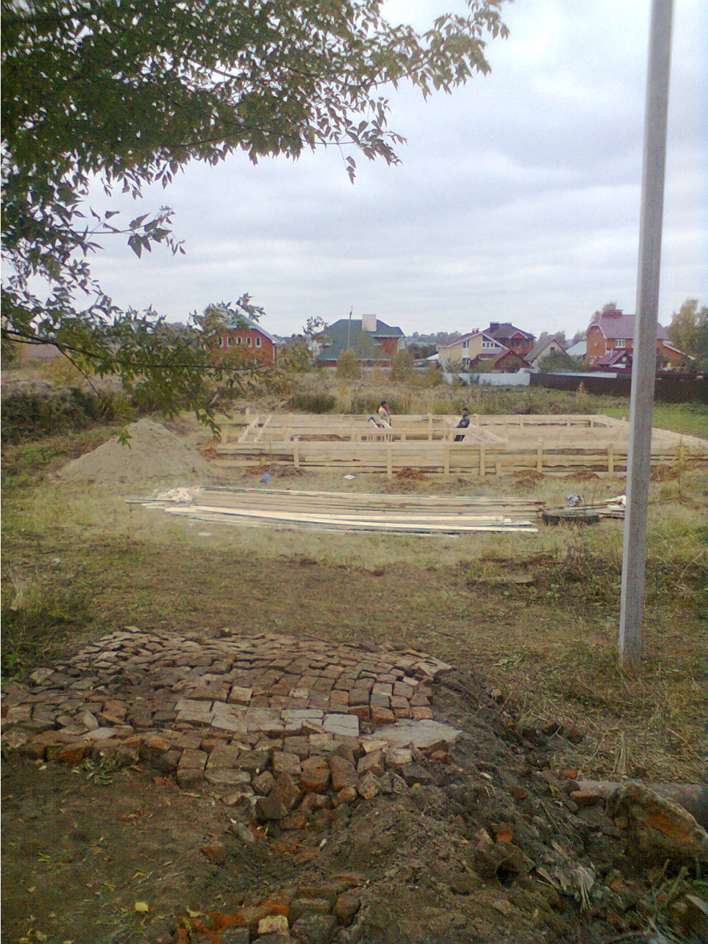 2  2013.jpg