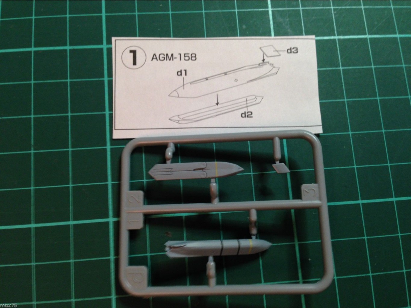 14. AGM-158 JASSM x 1 Painted - TOMYTEC.JPG