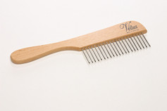 006heavycoatcomb.jpg