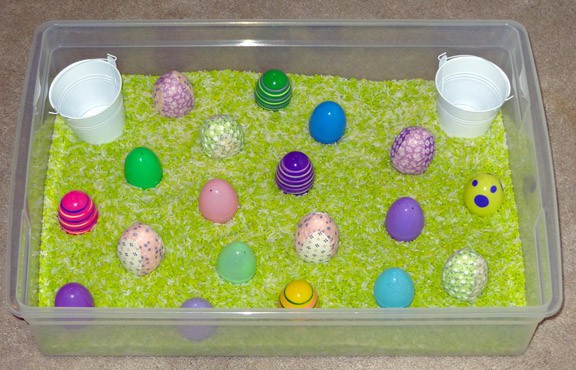 Easter-sensory-bin-1.jpg