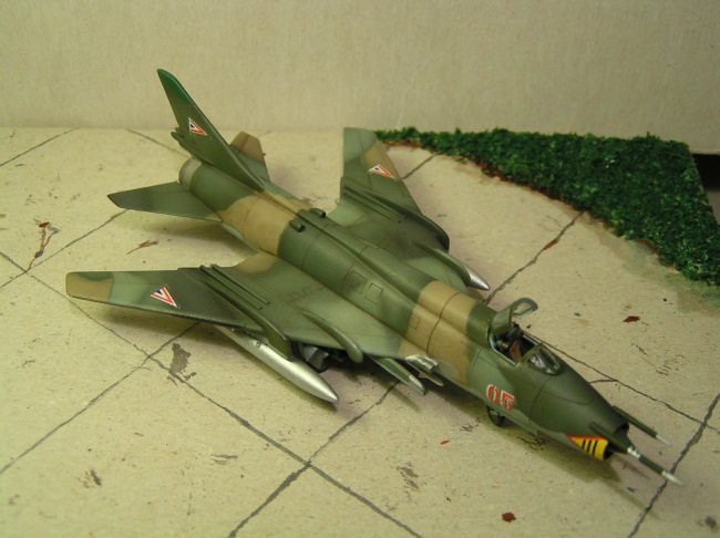 academy su-22 4.jpg