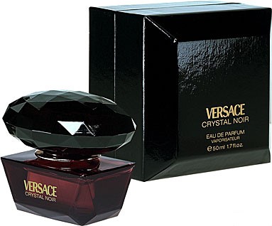 VERSACE CRYSTAL NOIR lady.jpg