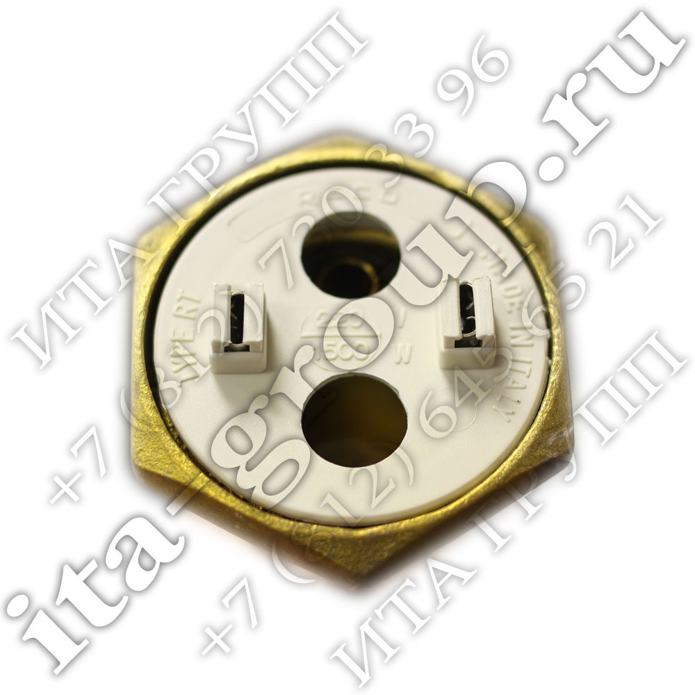 R182200-3.jpg