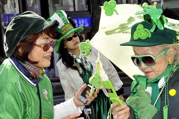 0316-st-patricks-day-green-tokyo_full_600.jpg