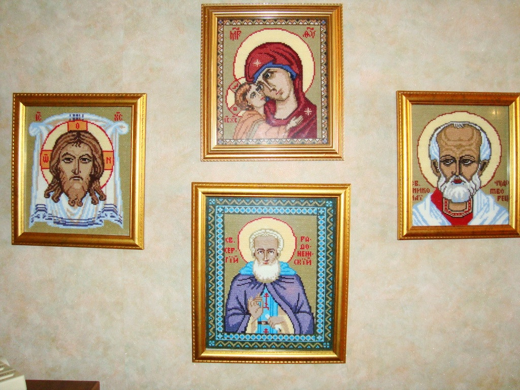 говорят если вышить лик святого,то болезнь уйдёт...