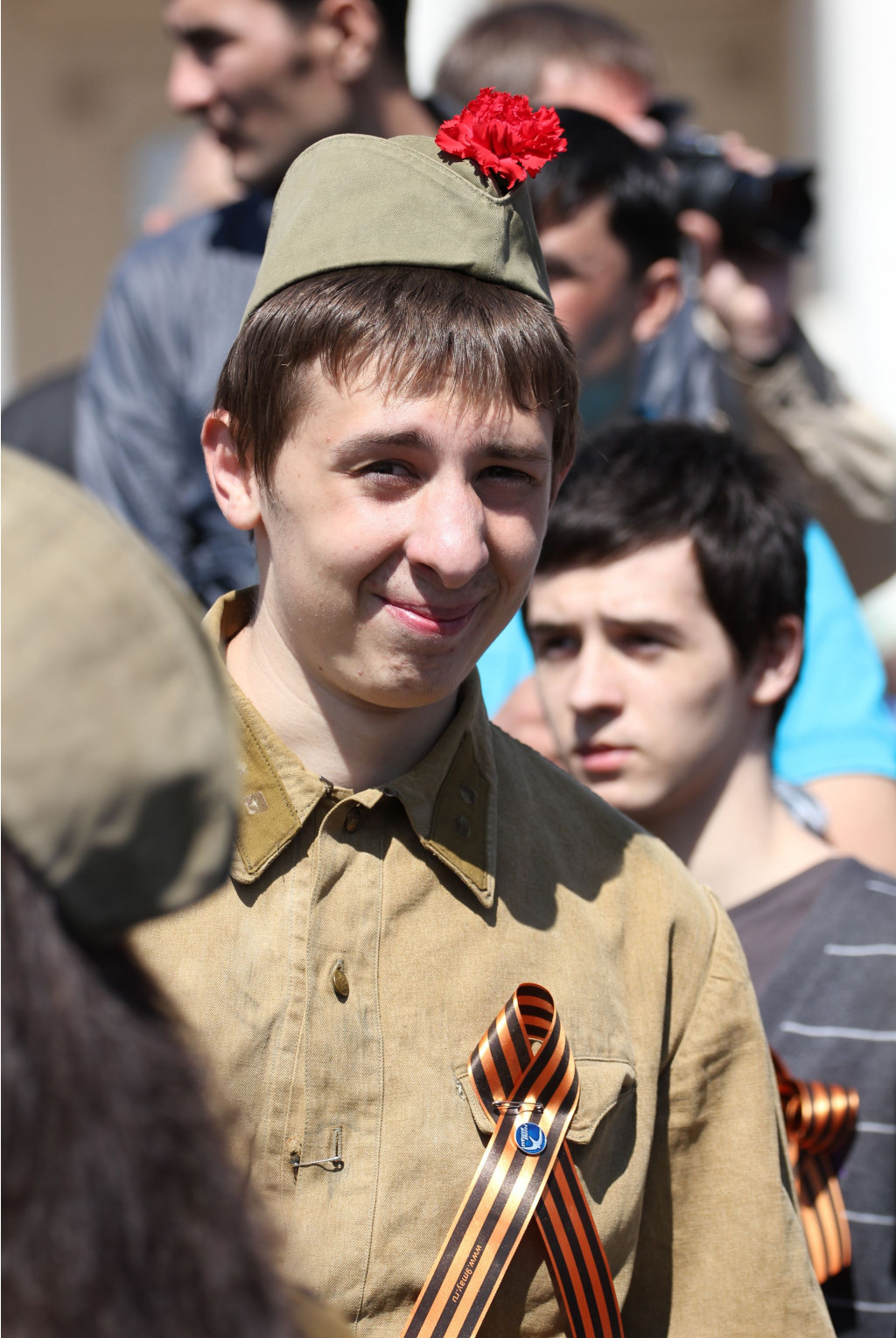 )))