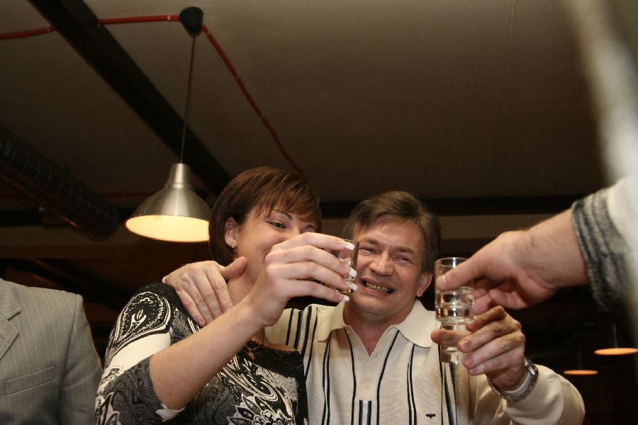 выпьем за здоровье именинницы :)