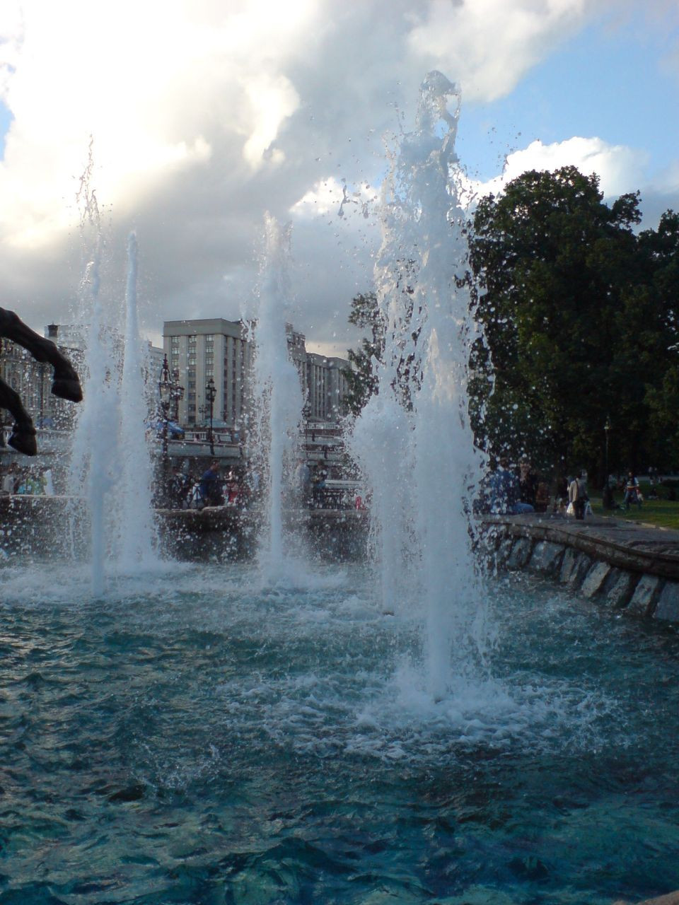 30.06.2008 19:03:24