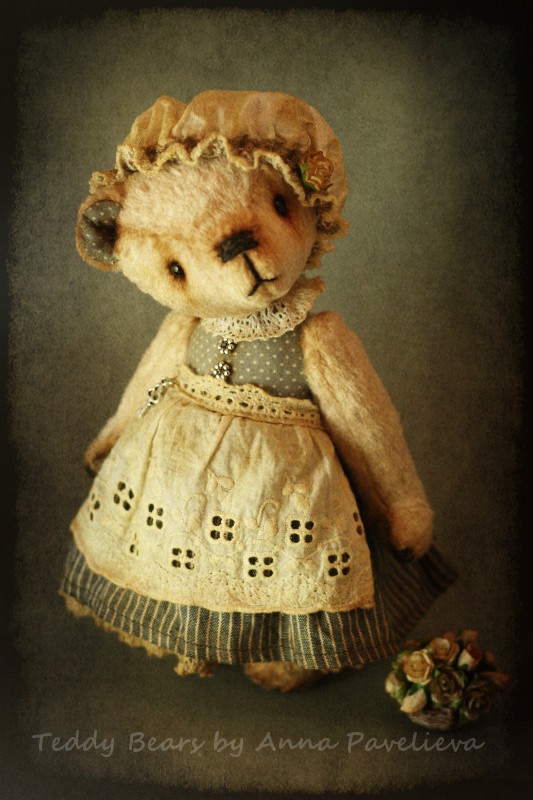 Teddy Bear Miss Blossom Applebee 7.JPG