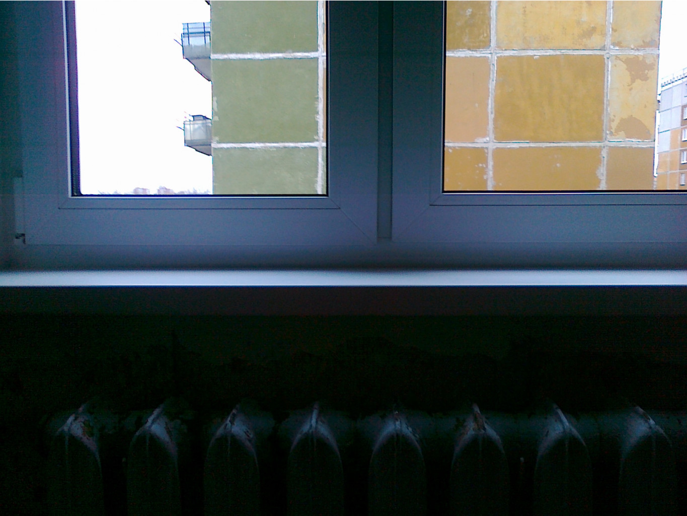 30102011001.jpg