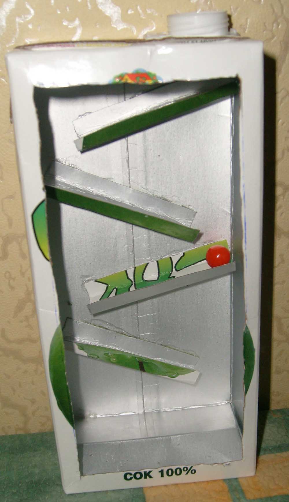 Горка из коробки