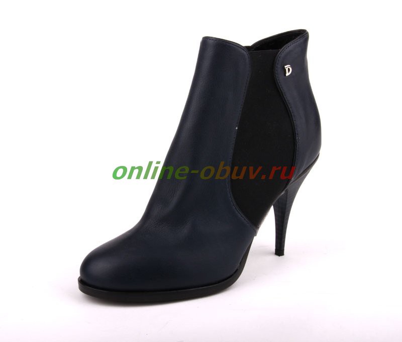 13406ROXY.jpg