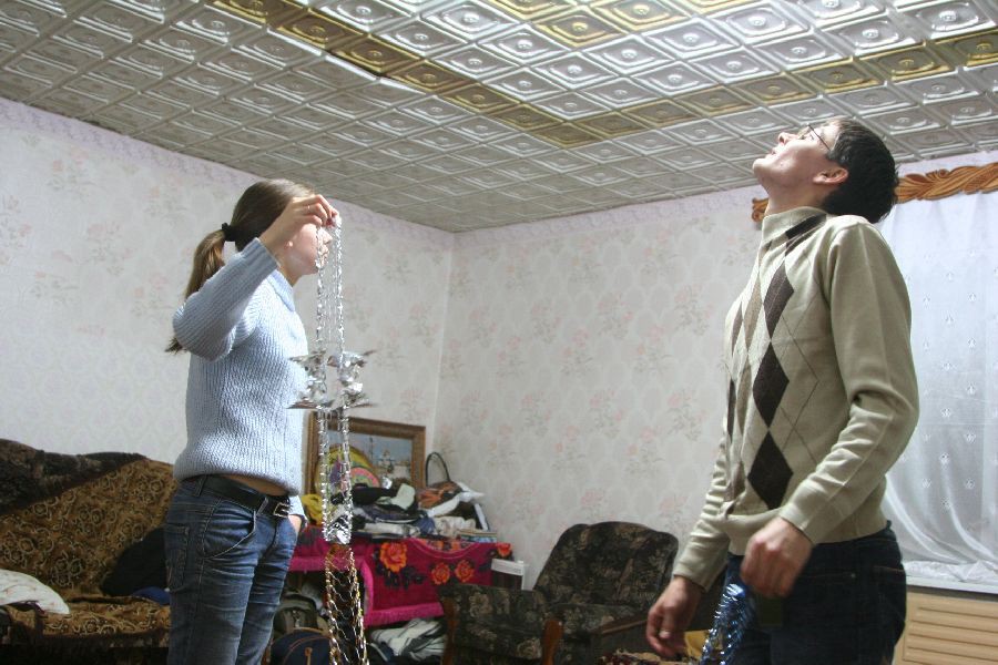 и как будем потолок украшать?