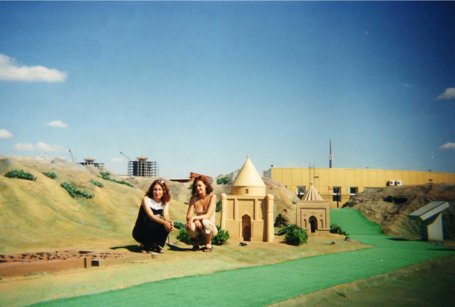   2001   .