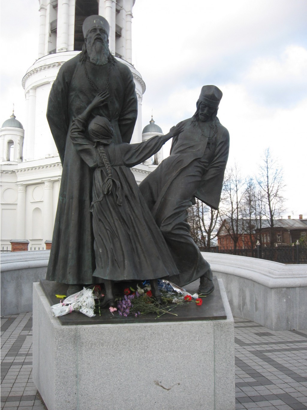 Памятник репрессированным за веру