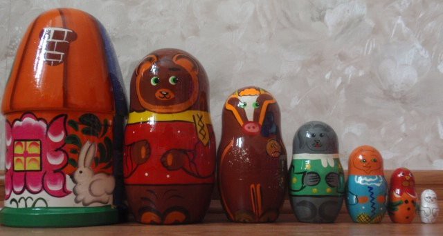 45-744-Р Матрешка Лубяная избушка (РНИ).jpg