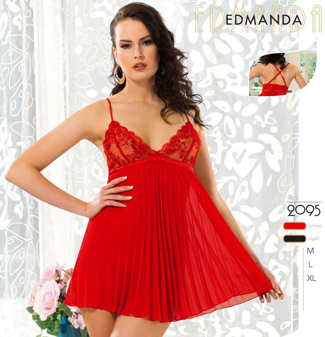 Red-Nightdress-2095.jpg