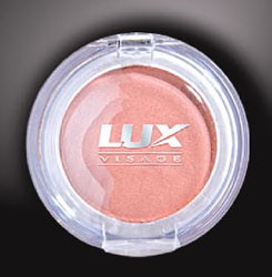   LUX visage RED.jpg