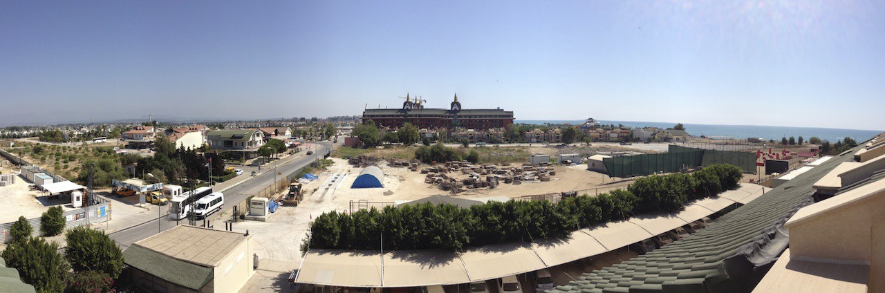 201209_iphone_Turkey_2012 001.jpg